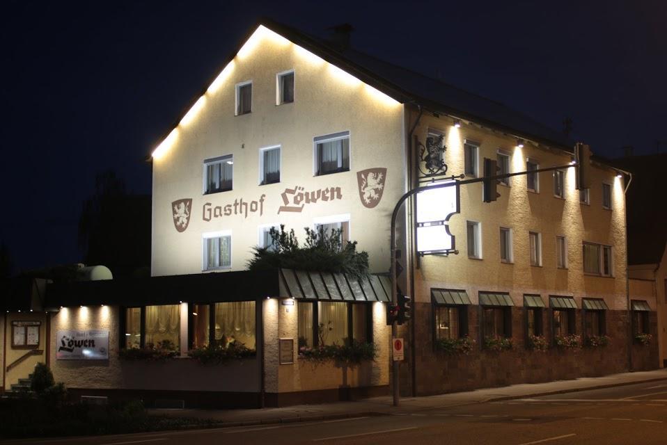 Hotel-Restaurant Loewen Suessen Bagian luar foto